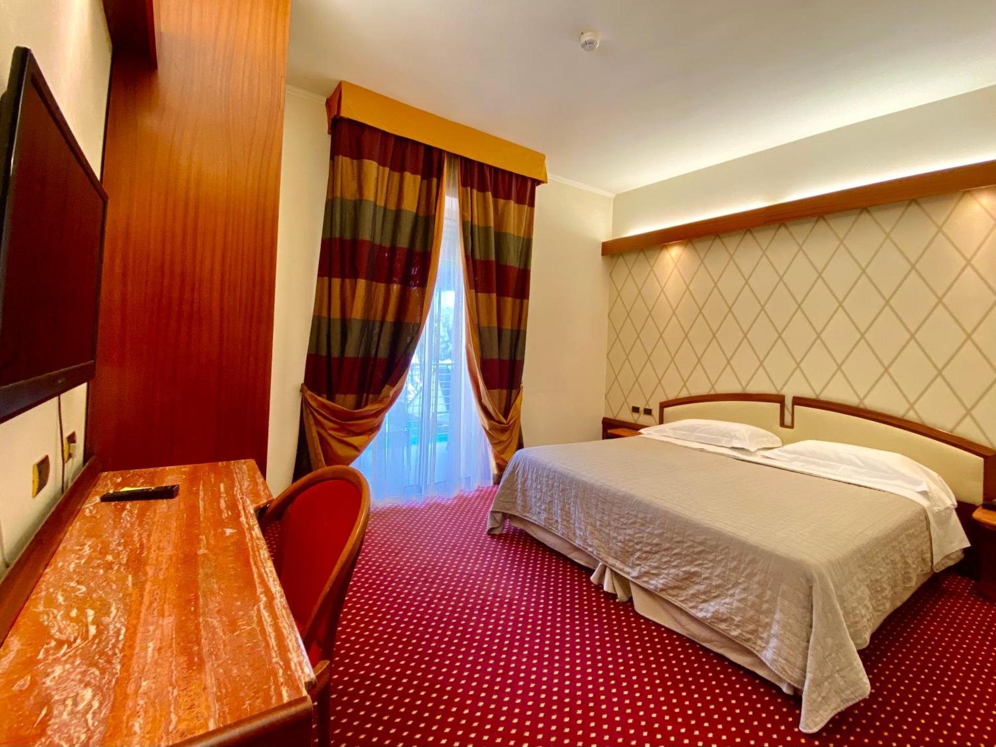 Double or Twin Room Classic