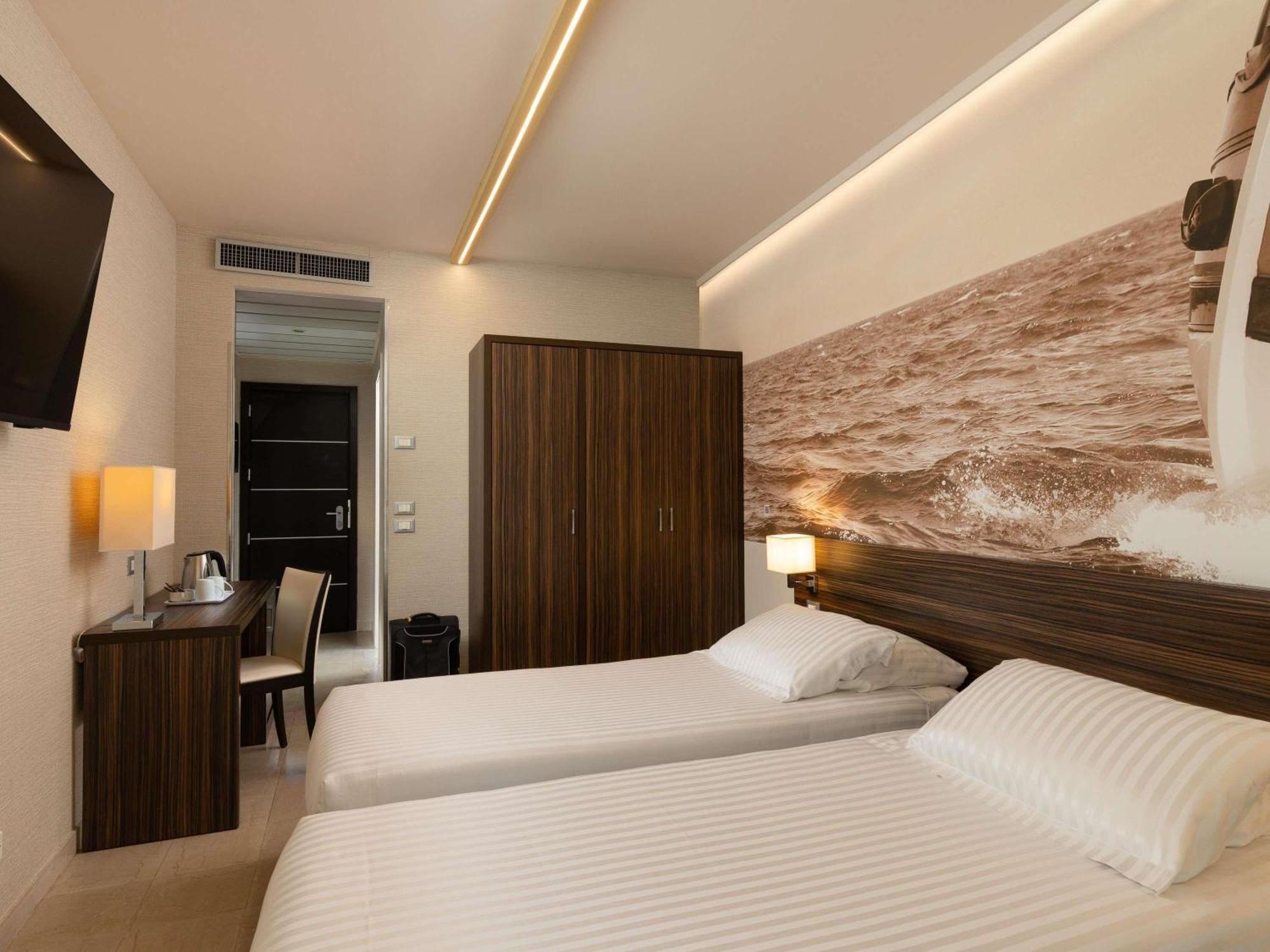 Classic Twin Room Terrace
