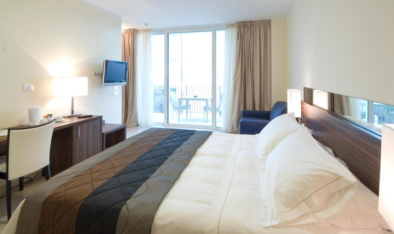 Superior Double Room Terrace Max 3 Guests